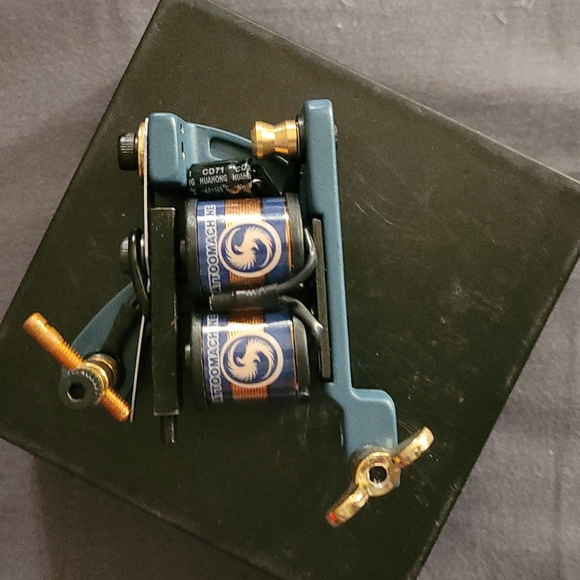 #41) Tattoo Guns - Picture 6 of 10